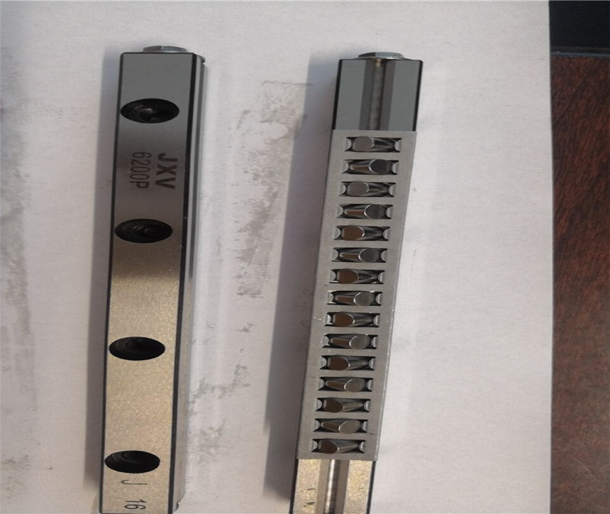 Linear bearing
