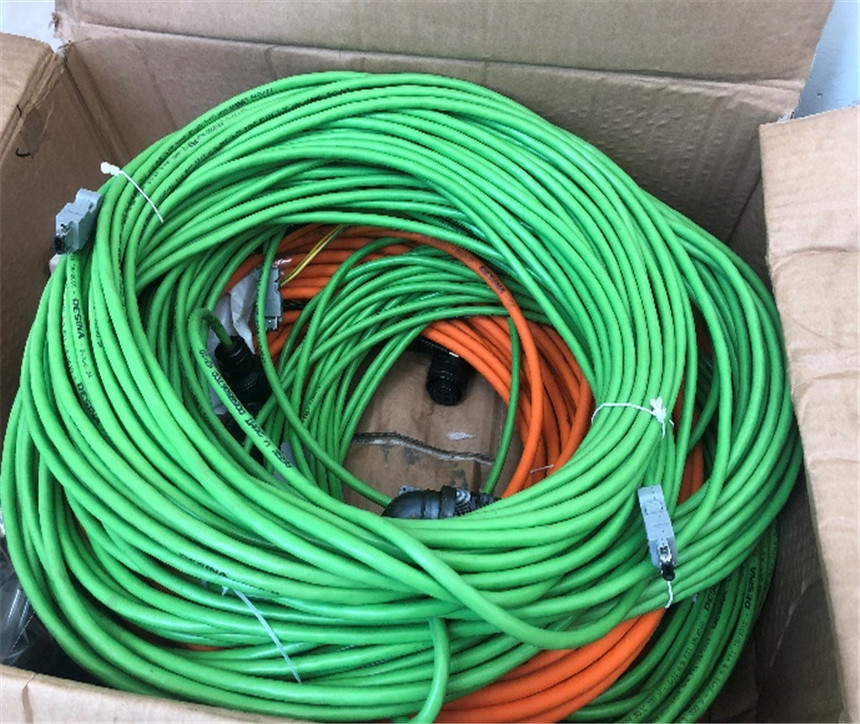 Moving cable